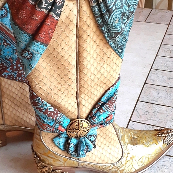 Vintage Giuseppe Zanotti chief head boots, python snake, rare- SZ- 8, NEW - Picture 2 of 15